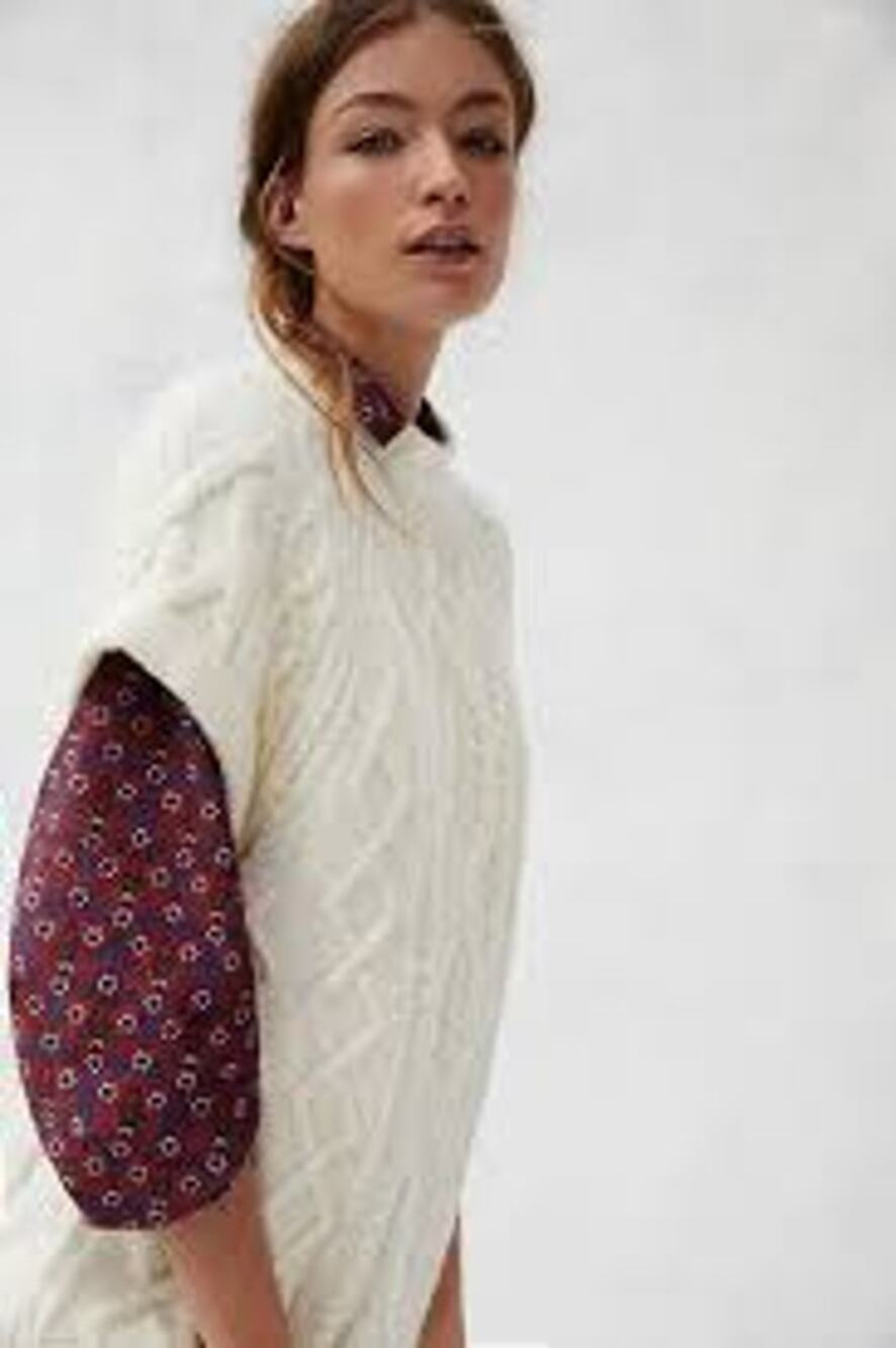 Anthropologie MAEVE Cybil Cable Sweater Vest Chunky Knit Size Small XS S